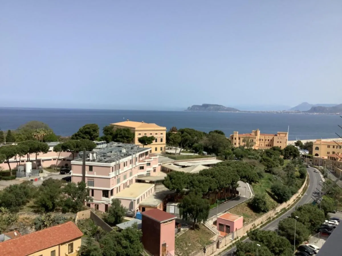 Leo'S Home Palermo Italy